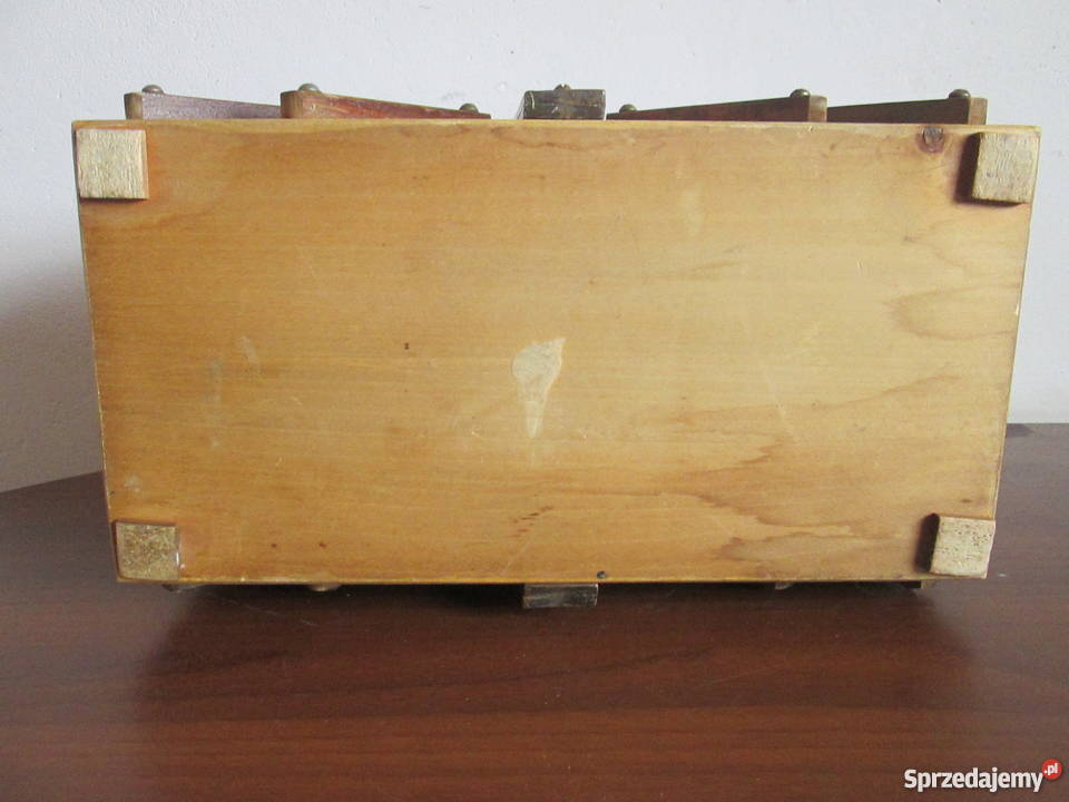 Stara niciarka PRL drewniana skłądana przybornik Borów