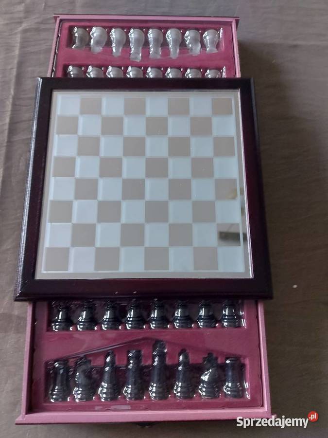 Unikatowe szklane szachy 21x21 śląskie Sosnowiec sprzedam