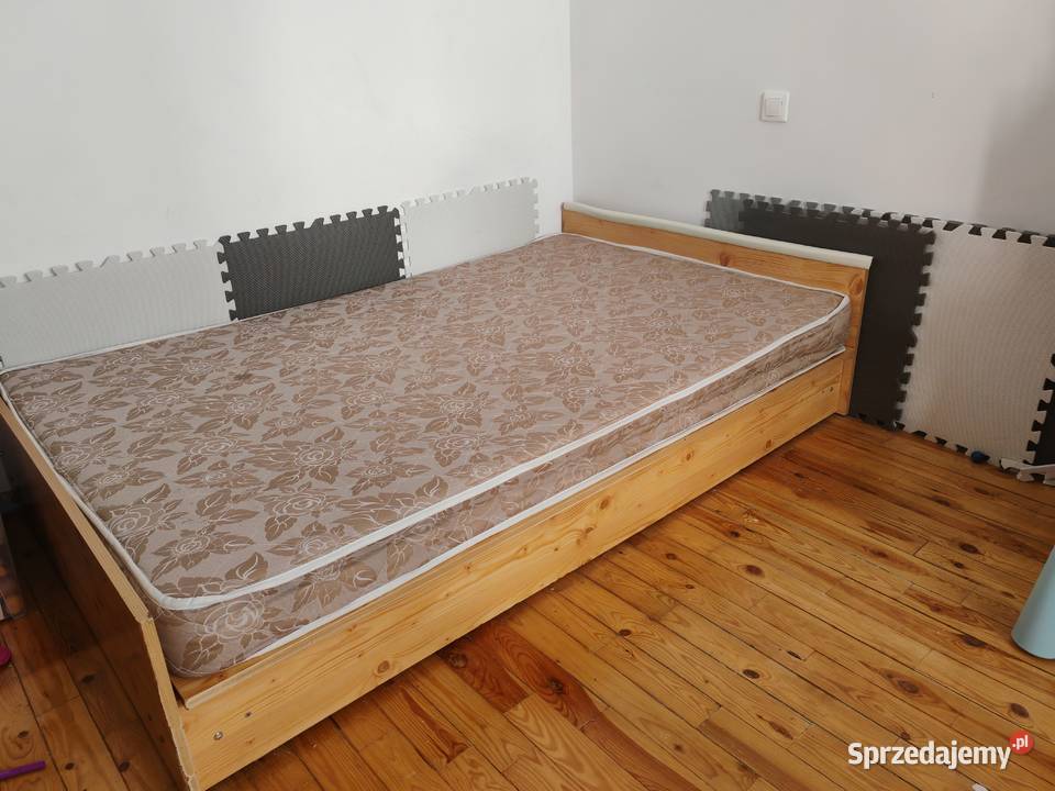 Łóżko z materacem 120x200 120cm Leszno