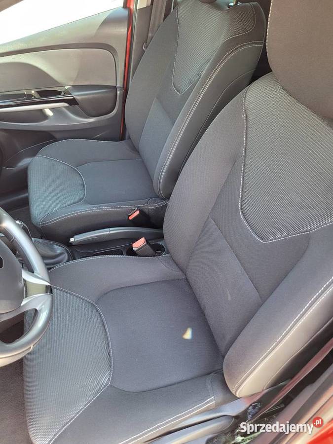 Renault clio 4 stan idealny 12cm3