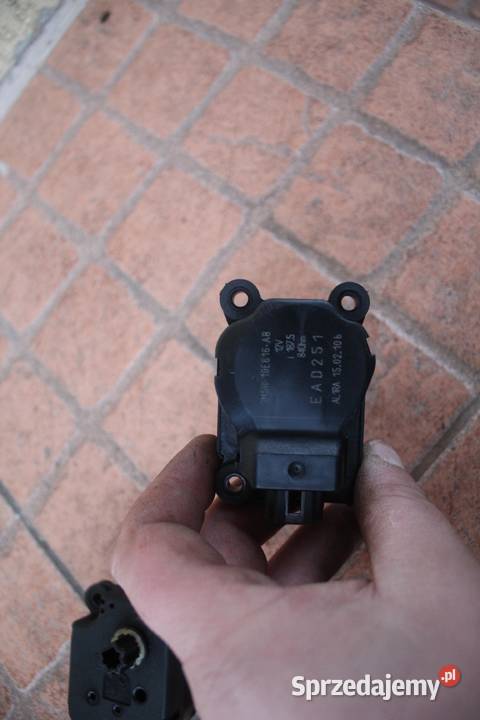 SILNICZEK NAGRZEWNICY FORD MONDEO MK4