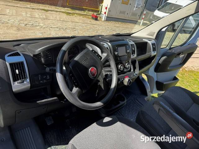Sprzedam samochód dostawczy Fiat Ducato 510000km sprzedam