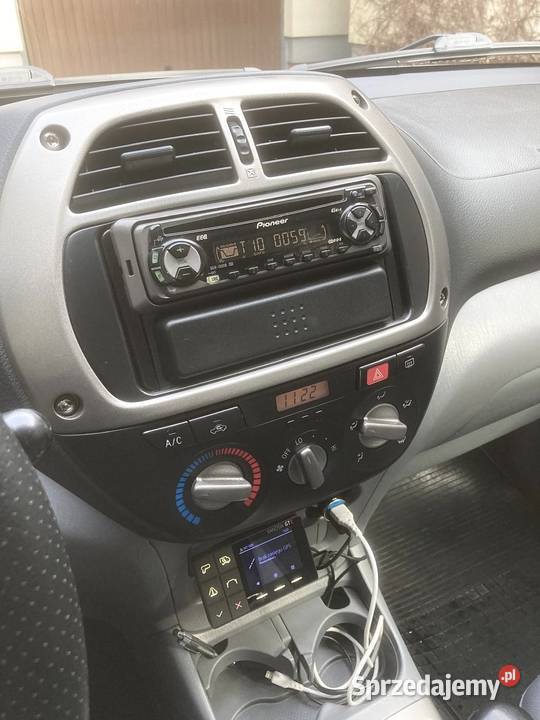 Toyota RAV4 II 18 VVTi przebieg 131 Salon Polska