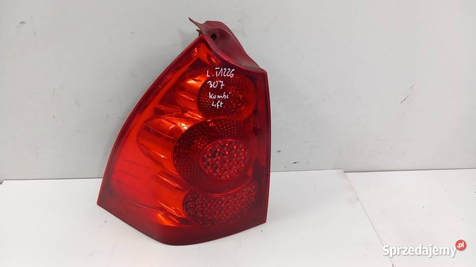 PEUGEOT 307 SW LIFT KOMBI LAMPA TYŁ LEWA