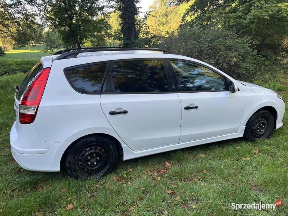 Hyundai I 30 kombi 14 benzyna opolskie Łosiów