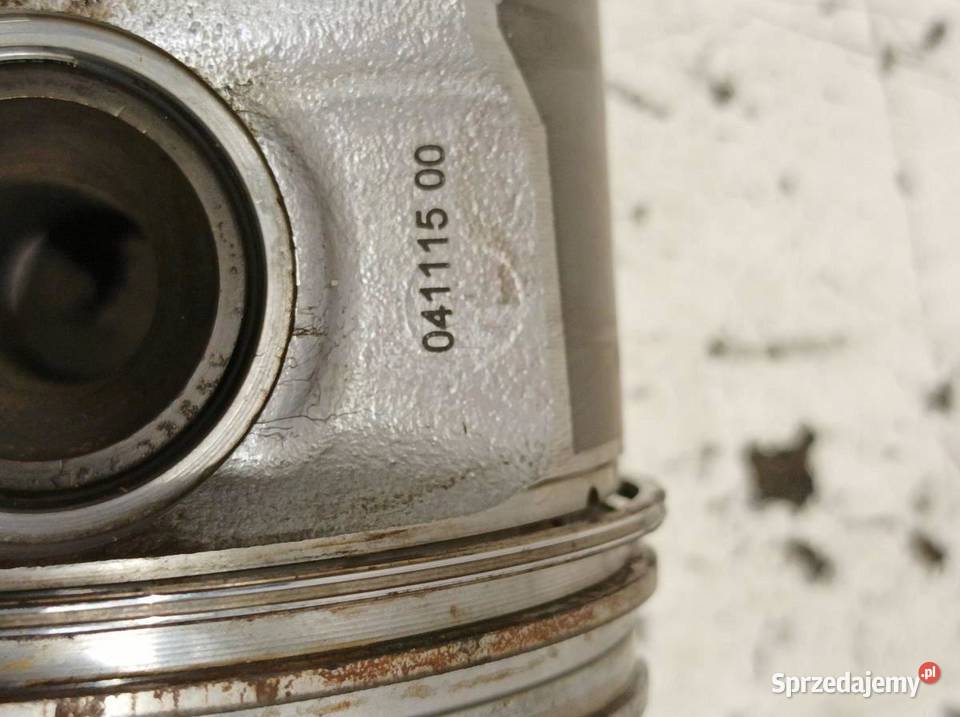 TŁOK KORBOWÓD 82L187 20 D HDI D3 D4 Volvo V40 II świętokrzyskie