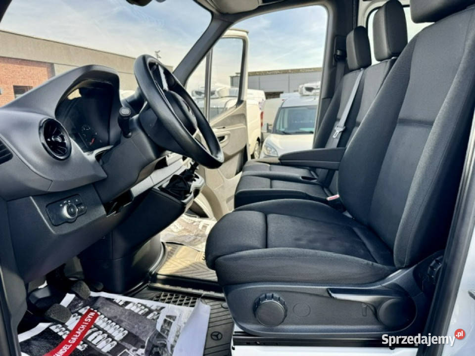 Mercedes Sprinter SALON 317 170 DOKA 7 OSÓB biały Leszno