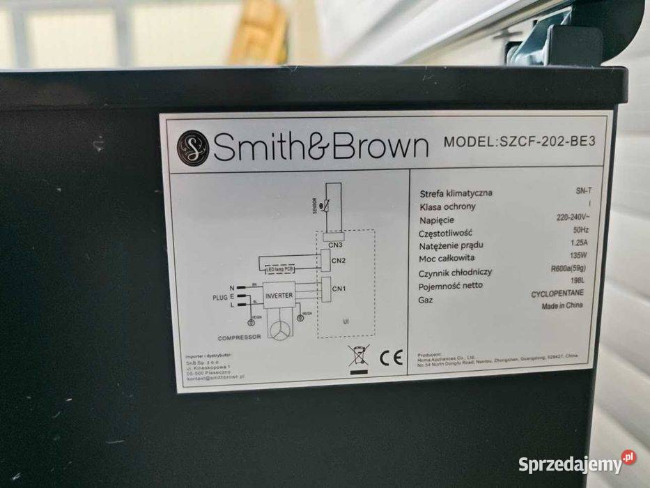 Zamrażarka skrzyniowa SmithBrown 198L czarna Góra