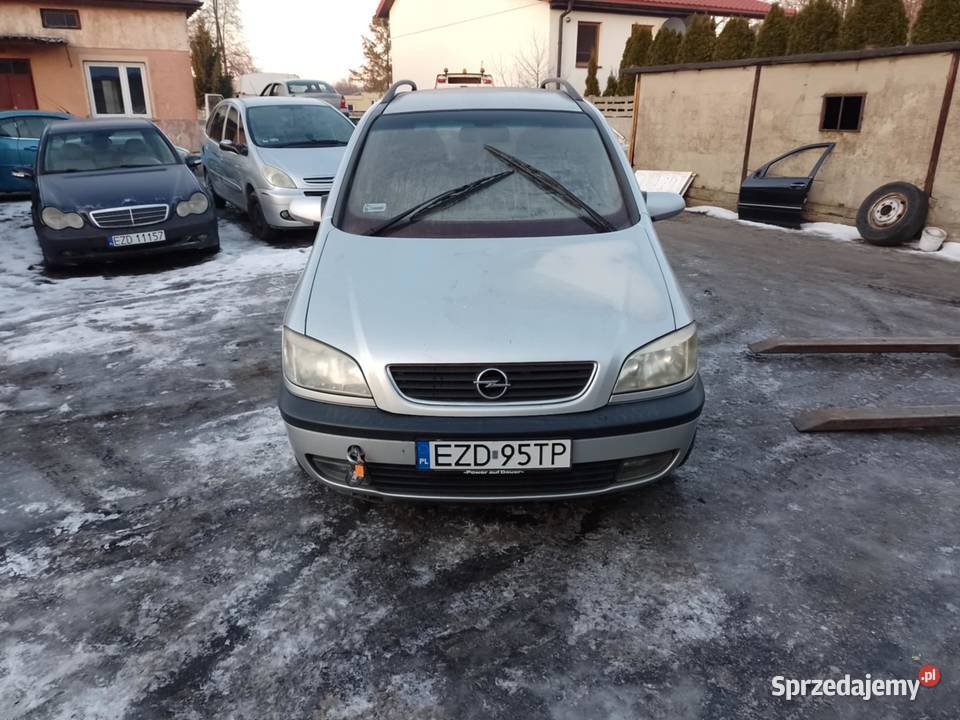 Opel Zafira A2002 r22 DTIKod Lak Z 157Całość Rok produkcji 2002 łódzkie Zduńska Wola