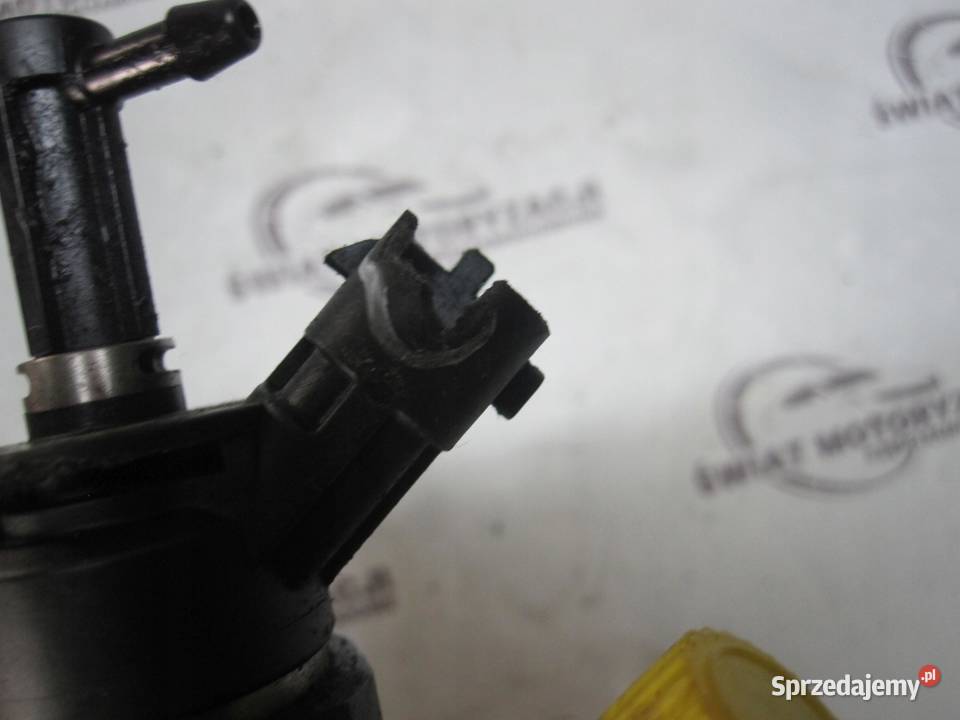 Peugeot Citroen 16 HDI 109 WTRYSKIWACZ WTRYSK