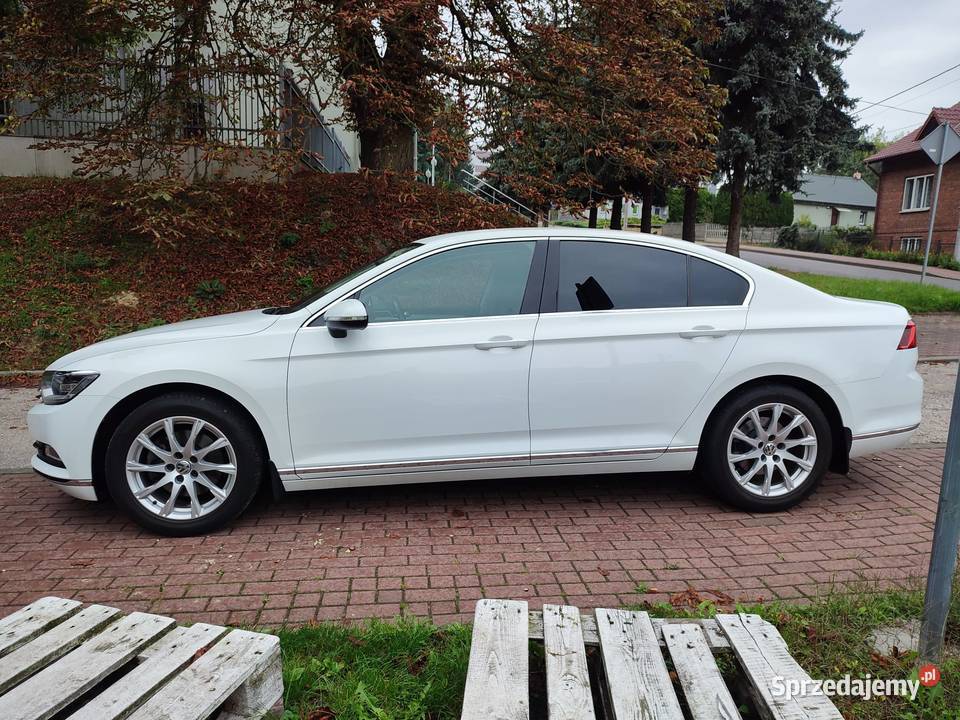 vw passat B8 SALONPOLSKA bezwypadkowy welurowa tapicerka Passat Kraków sprzedam