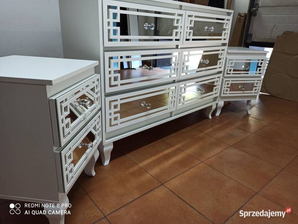 Duża komoda lustrzana Glamour biała 6 szuflad Pozostałe małopolskie Nowy Sącz sprzedam