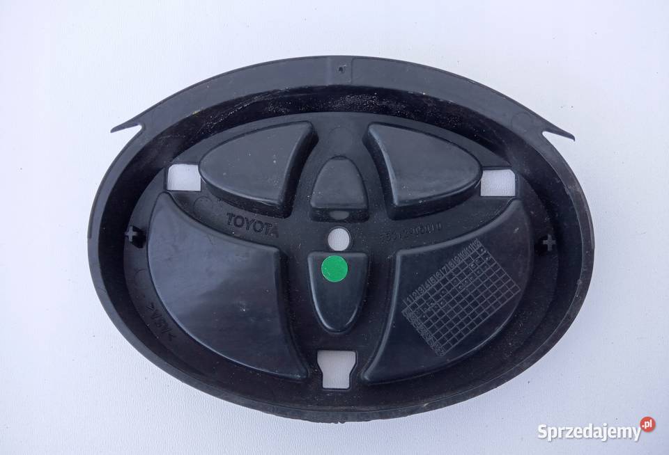 EMBLEMAT ZNACZEK TOYOTA AVENSIS II T25 Pozostałe Nowy Tomyśl sprzedam