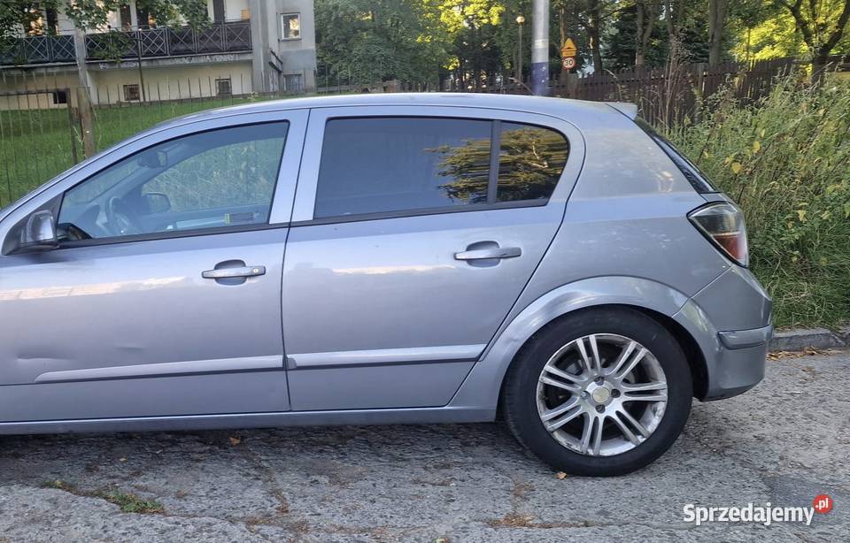 Astra h 16 benzyna gaz MP3 Kraków