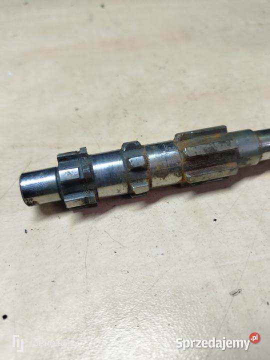 Wałek pośredni WSK WFM 125 Pozostałe Łubno