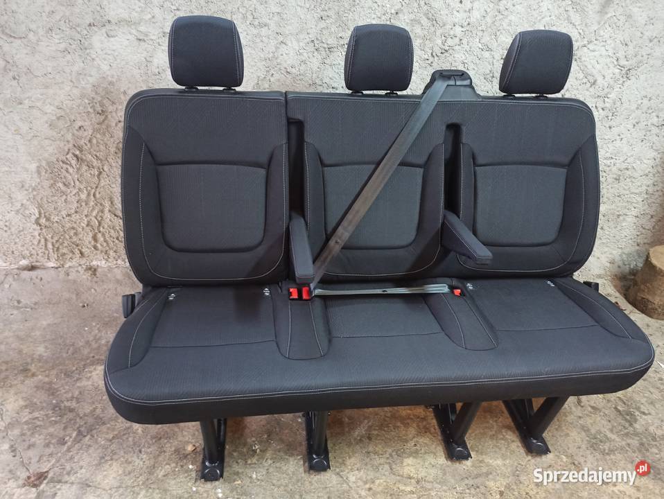 Renault Trafic III 3 Fotfle tył drugi rząd Motoryzacja Bolesławiec
