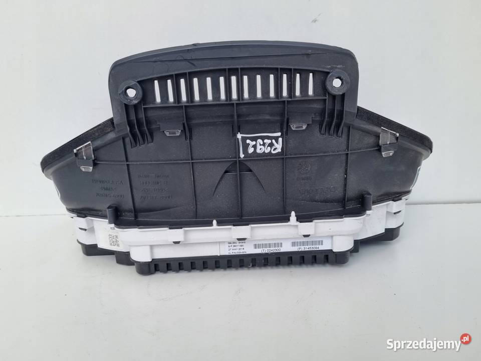 Volvo XC60 I LIFT diesel LICZNIK ZEGARY TFT osobowe Chełm