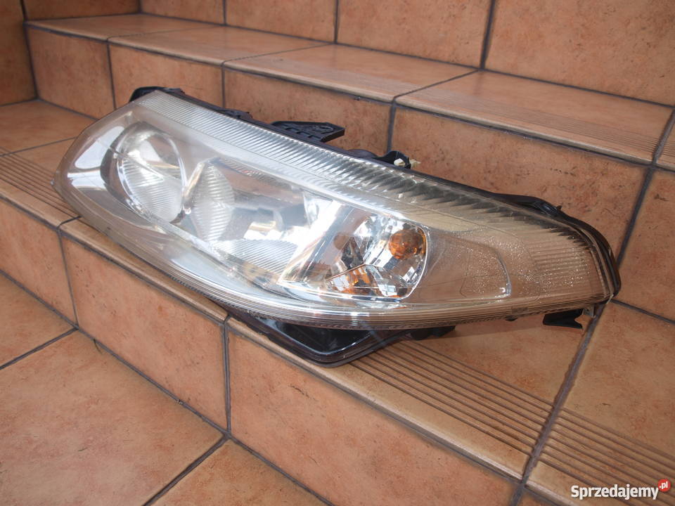 Renault Laguna lampa lewa przód 2001 2005r Oświetlenie sprzedam