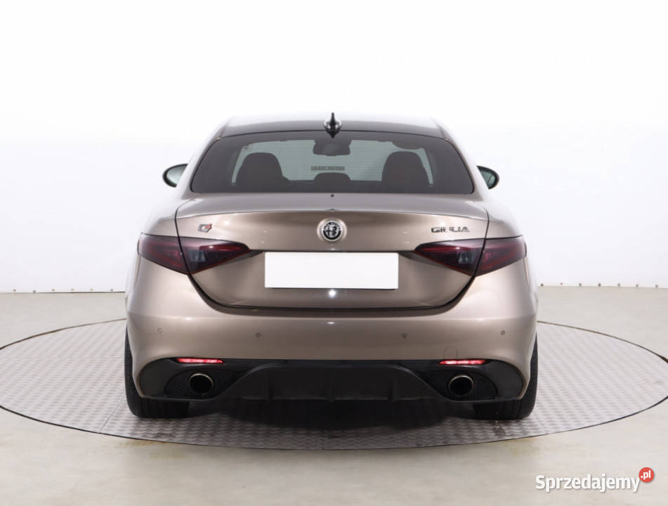 Alfa Romeo Giulia 20 Turbo