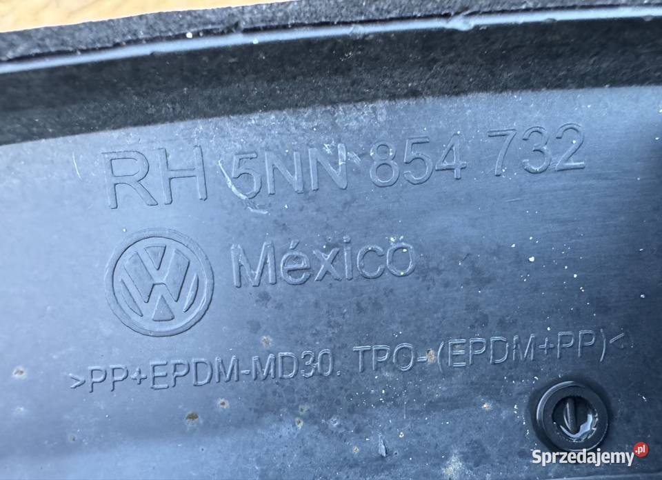 Listwa błotnika przód prawa rh VW Tiguan 2 II Międzychód