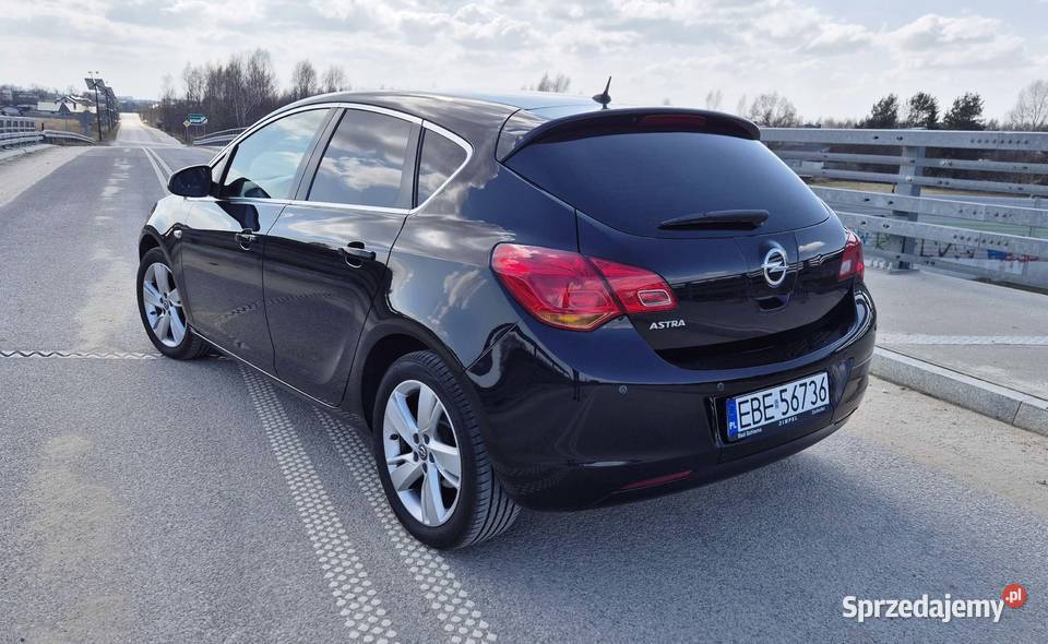 Opel astra j 16 hb 5d cosmo163tkm łódzkie Bełchatów