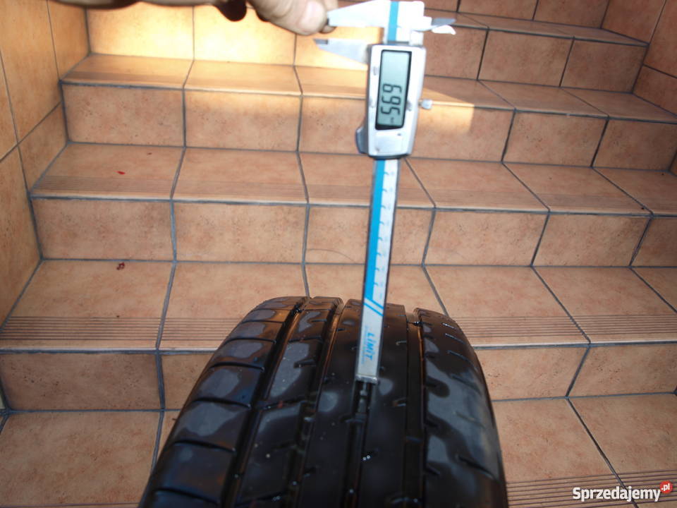 Opony do SUV 225 55 19 2 sztuki Motoryzacja