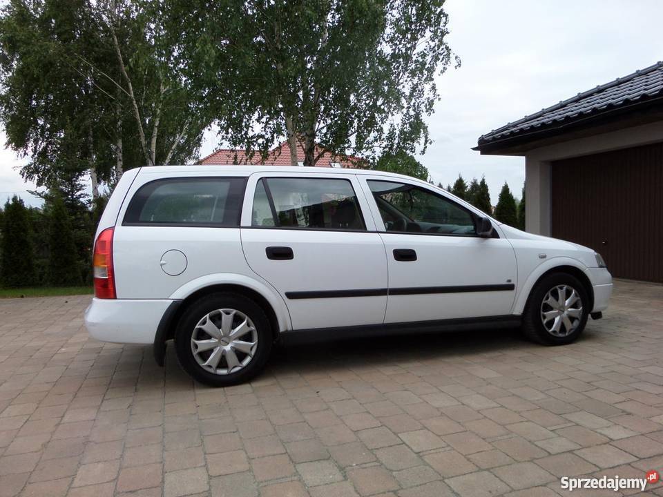 Opel Astra bialy Rok produkcji 2007 Ząbki sprzedam
