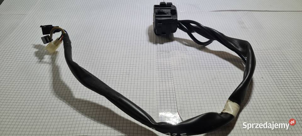 Honda CBR 125 JC 34 przełącznik lewy HM28QBT