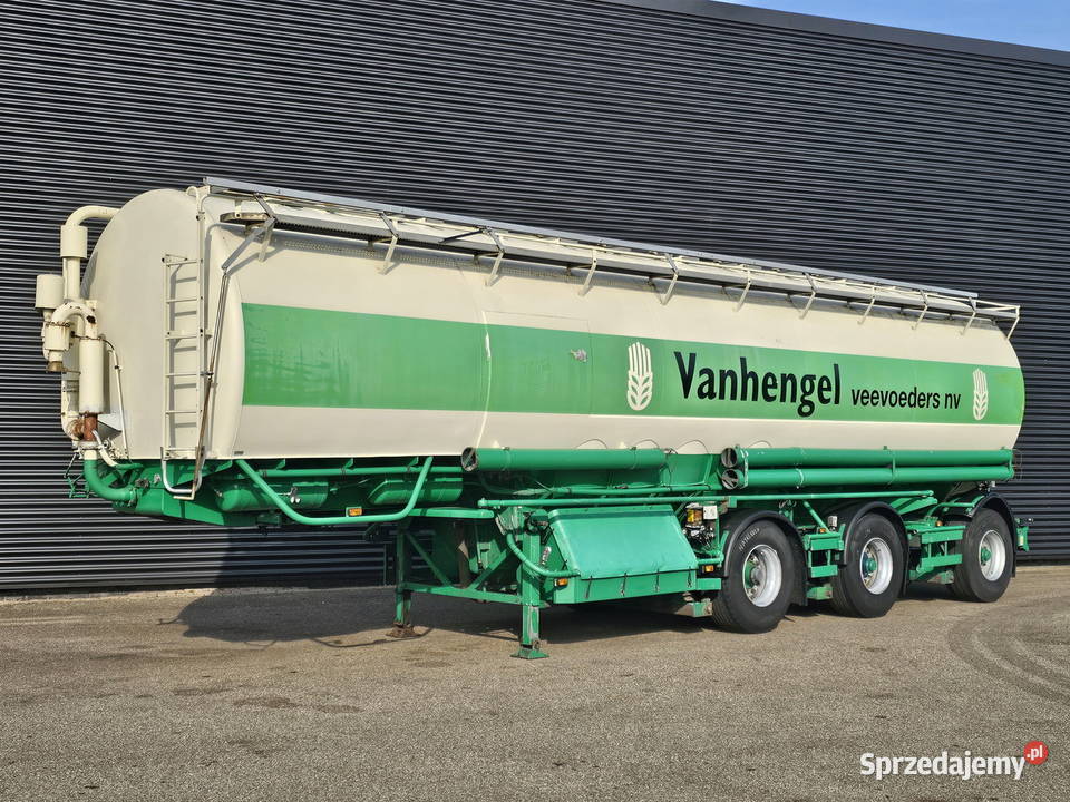 Naczepa Welgro do paszy komorowa mazowieckie Warszawa