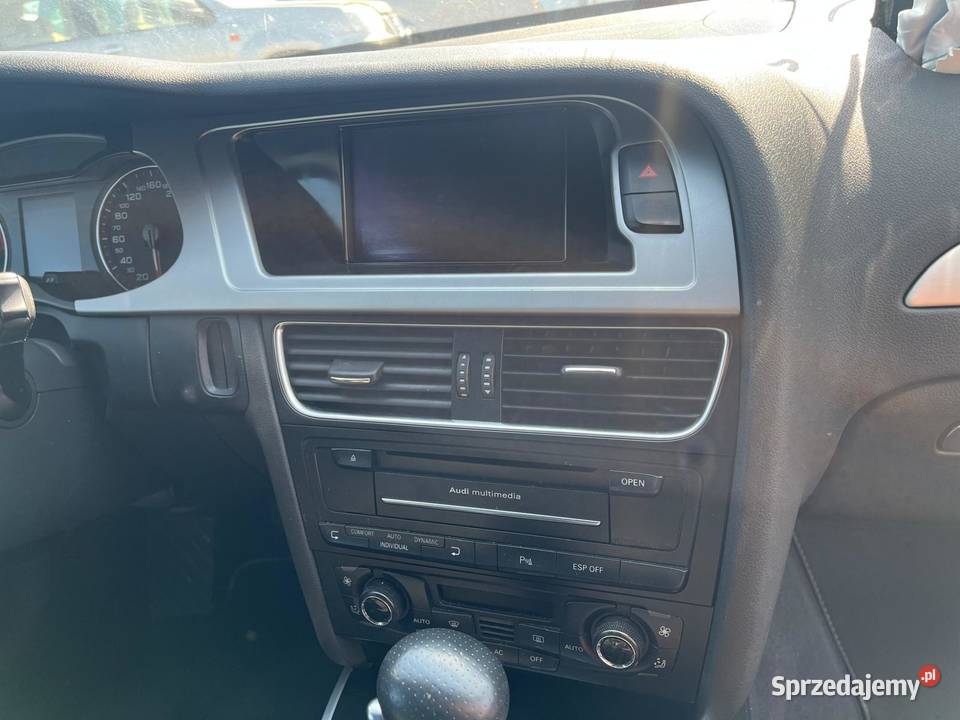 AUDI A4 IV Quattro 30 V6 TDi 240 S Tronic 7