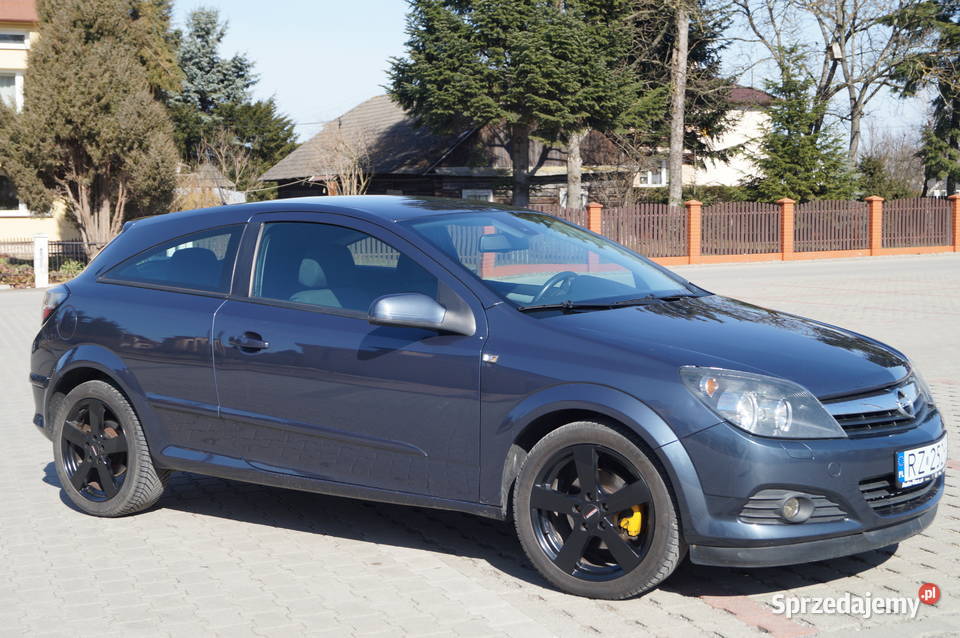 OPEL ASTRA GTC 16 Benzyna stan Bogata wersja Astra Rzeszów