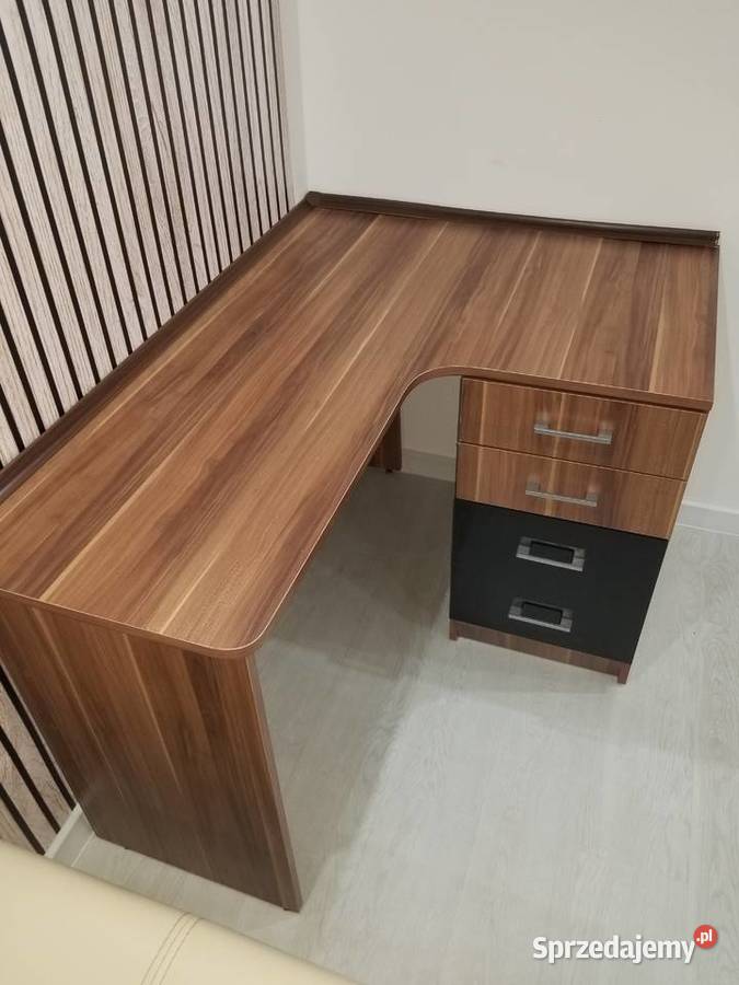 Biurko narożne z szufladami i fotelem 130cm Jaworzno
