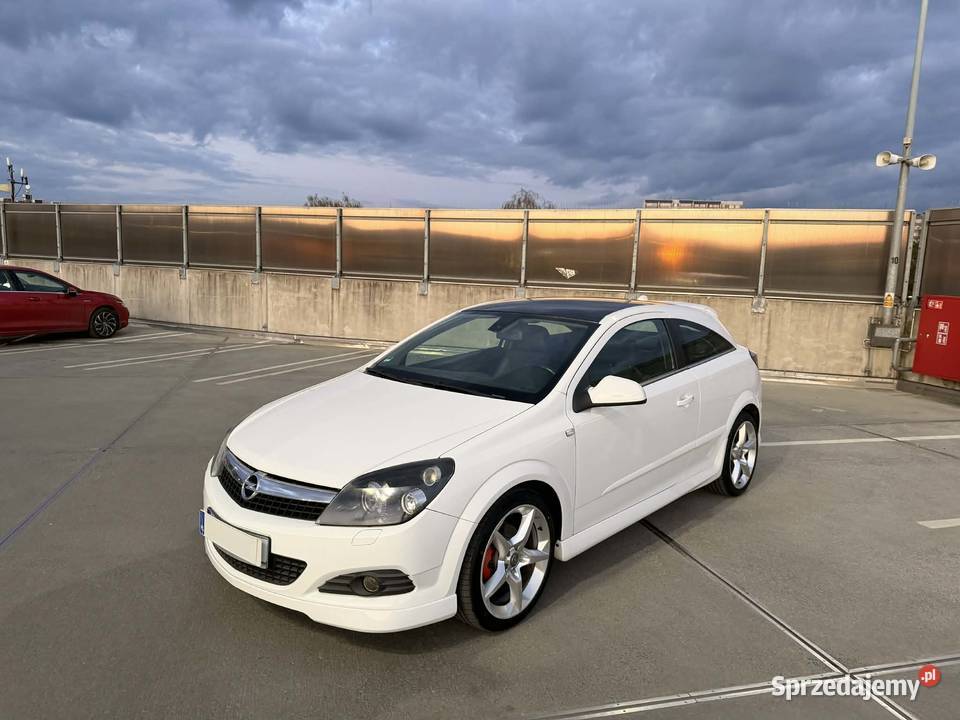 Opel Astra H GTC 18 Benzyna Coupe Opc Line Skóra