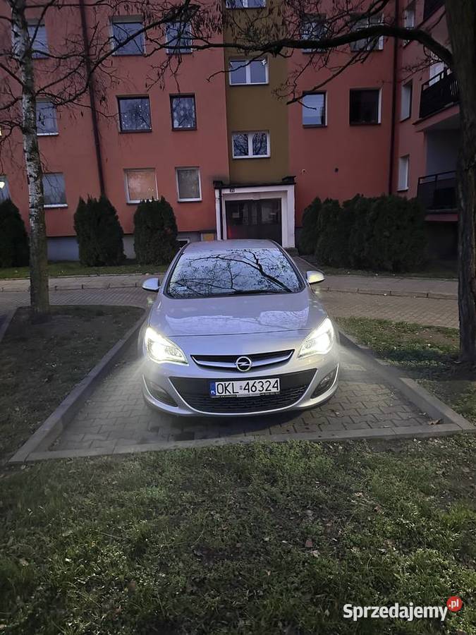 OPEL ASTRA J 2014 1364cm3 Wołczyn sprzedam