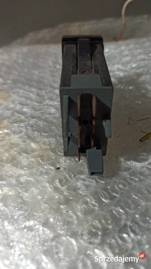 Włącznik świateł awaryjnych Vw Passat B5 Dębica