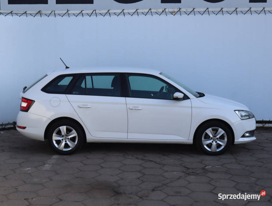 Skoda Fabia 10 TSI nawigacja Zabrze sprzedam