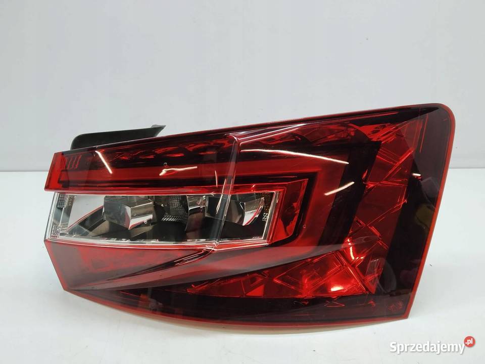 LAMPA TYŁ PRAWA EUROPA KOMBI 3V9945208 Skoda