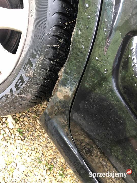 Nissan Almera II N16 czarny