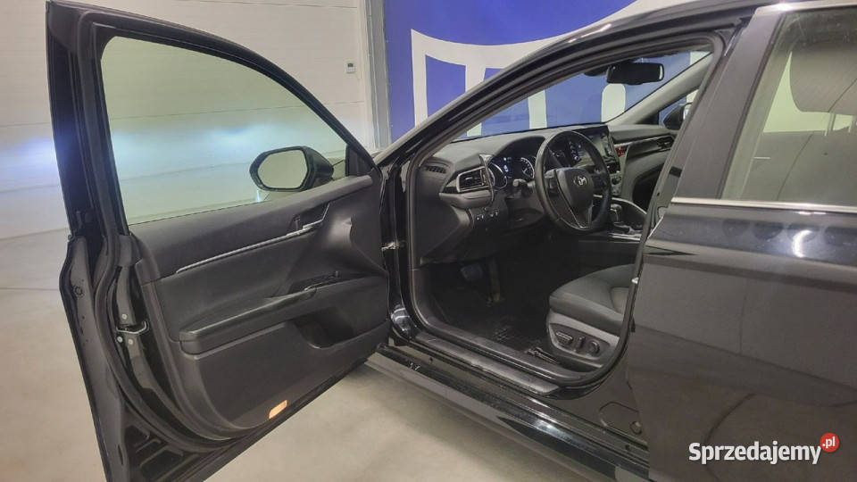 Toyota Camry 25 Hybrid Comfort CVT IX 2018 lakier metallic Grójec sprzedam