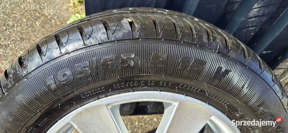 Felgi aluminiowe borbet r15 z oponami podkarpackie Sanok sprzedam