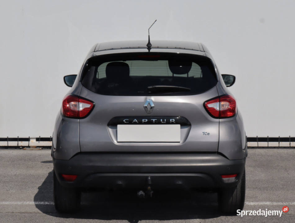 Renault Captur 12 TCe czujnik parkowania