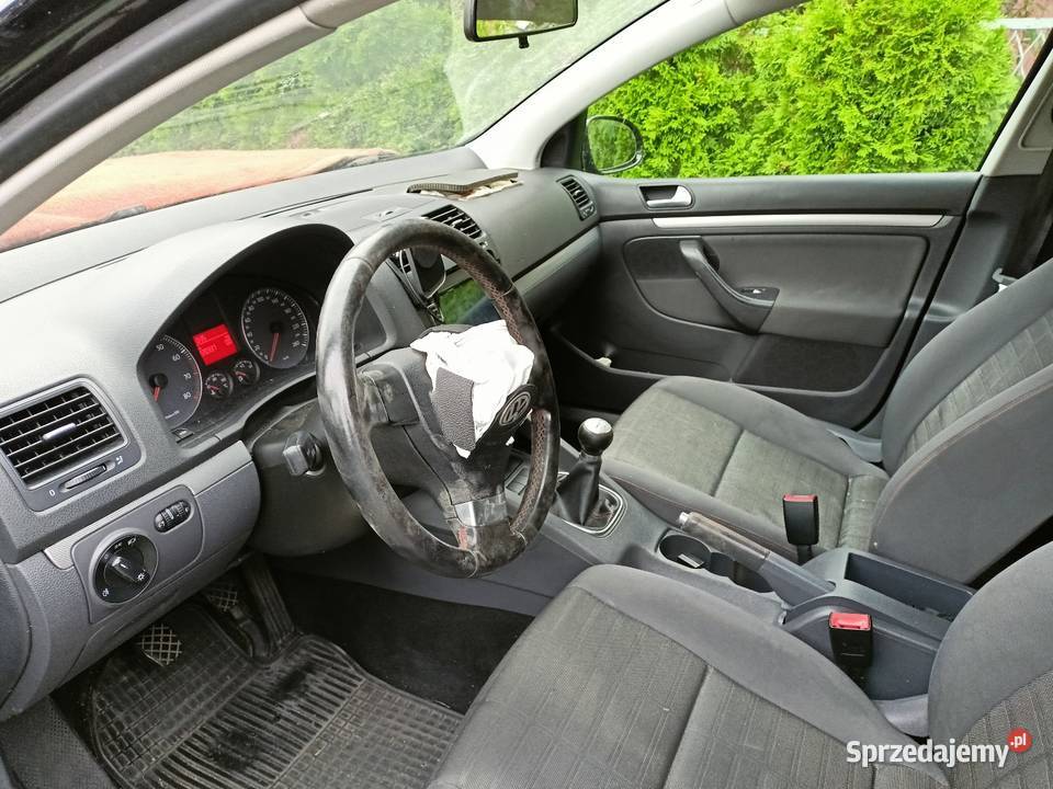 VW Golf V 16 Mpi sprowadzony
