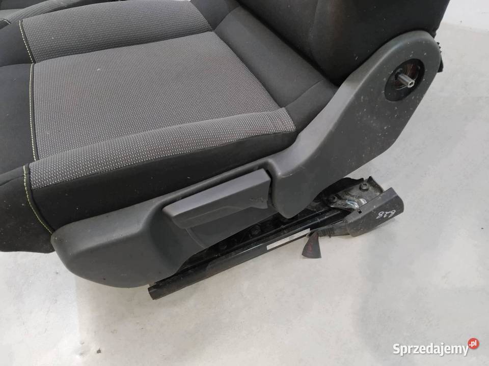FOTELE LEWY PRAWY PRZÓD KPL Citroen C3 III