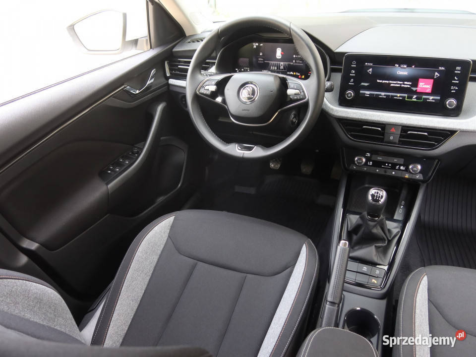 Skoda Kamiq 10 TSI światła przeciwmgielne Katowice