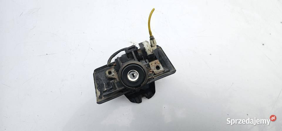 Zamek klapy tył mercedes w202 sedan wielkopolskie Zbąszyń