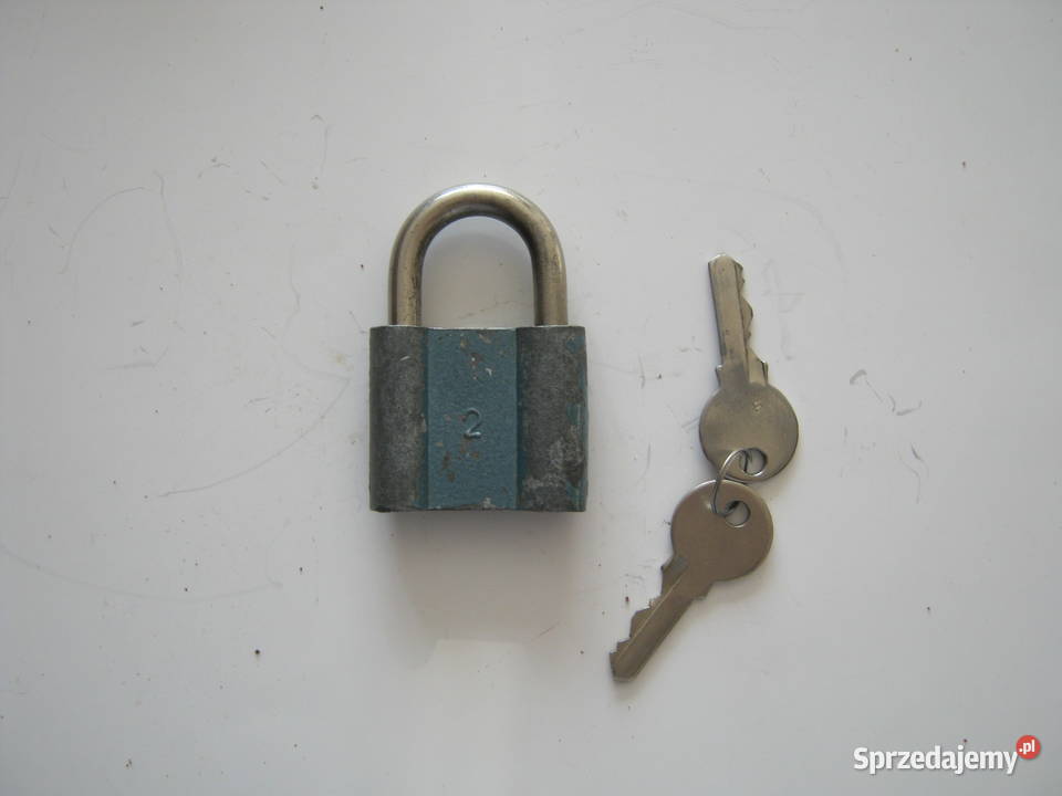 Stara kłódka z 2 kluczami