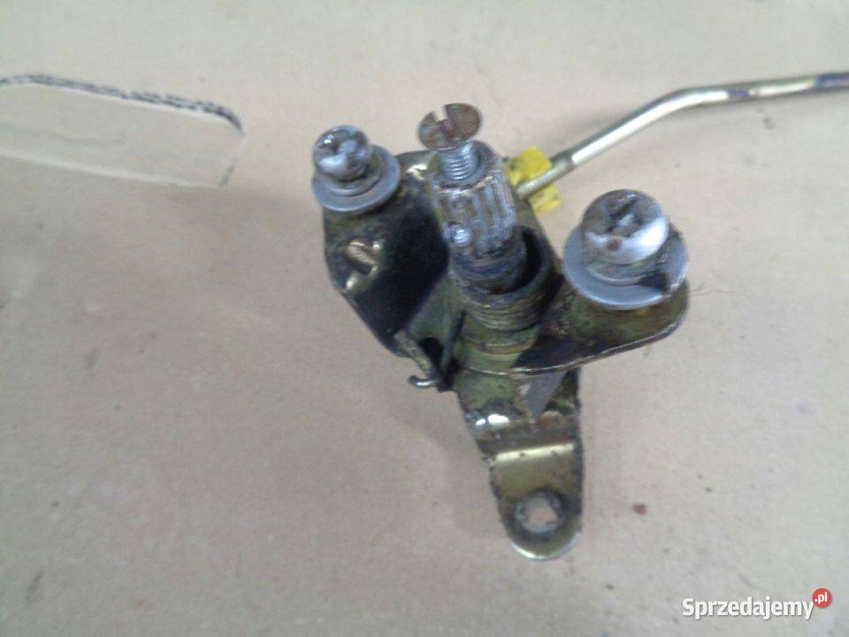 RYGIEL ZAMEK DRZWI PRAWY TYŁ LAND CRUISER LJ70 Skarżysko-Kamienna