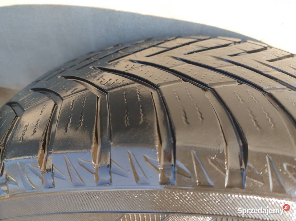 Alufelgi Dezent 16 z oponami Zelów