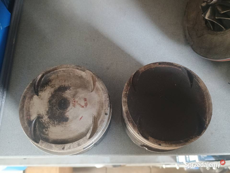 Nissan 300zx 30 twin turbo VG30DETT tłoki Szczecin sprzedam