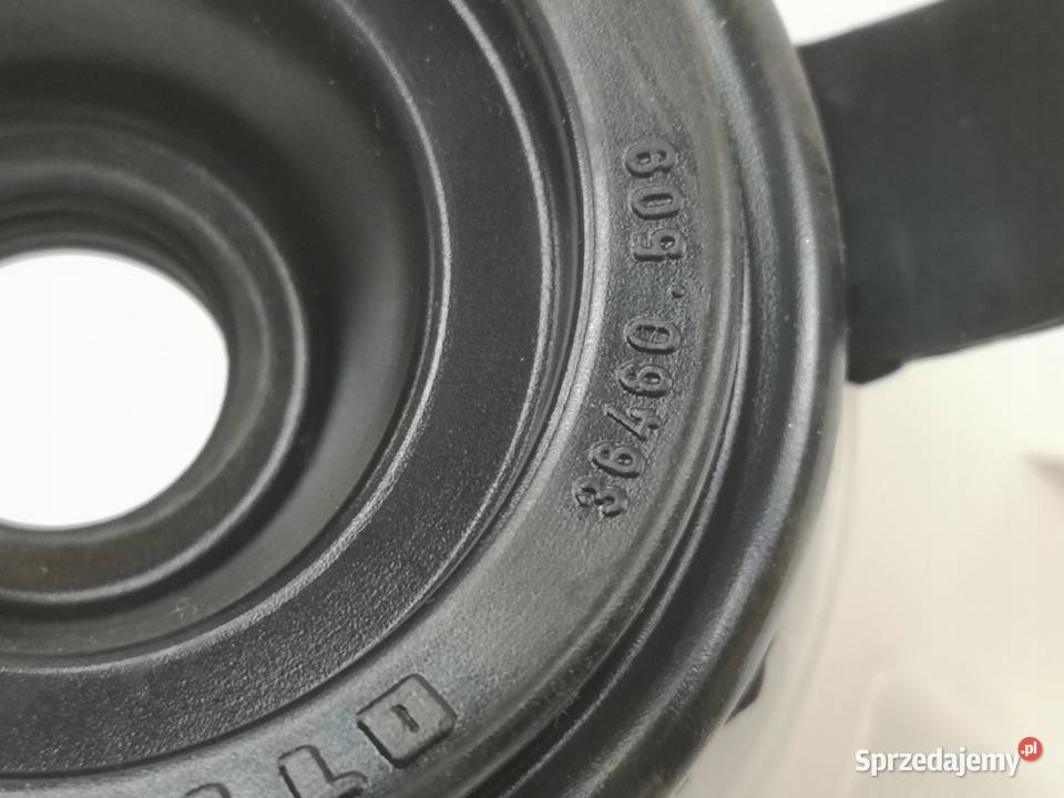 LAMPA PRAWY PRZÓD OPEL ASTRA F 2001 MAGNETI Lampy przeciwmgielne